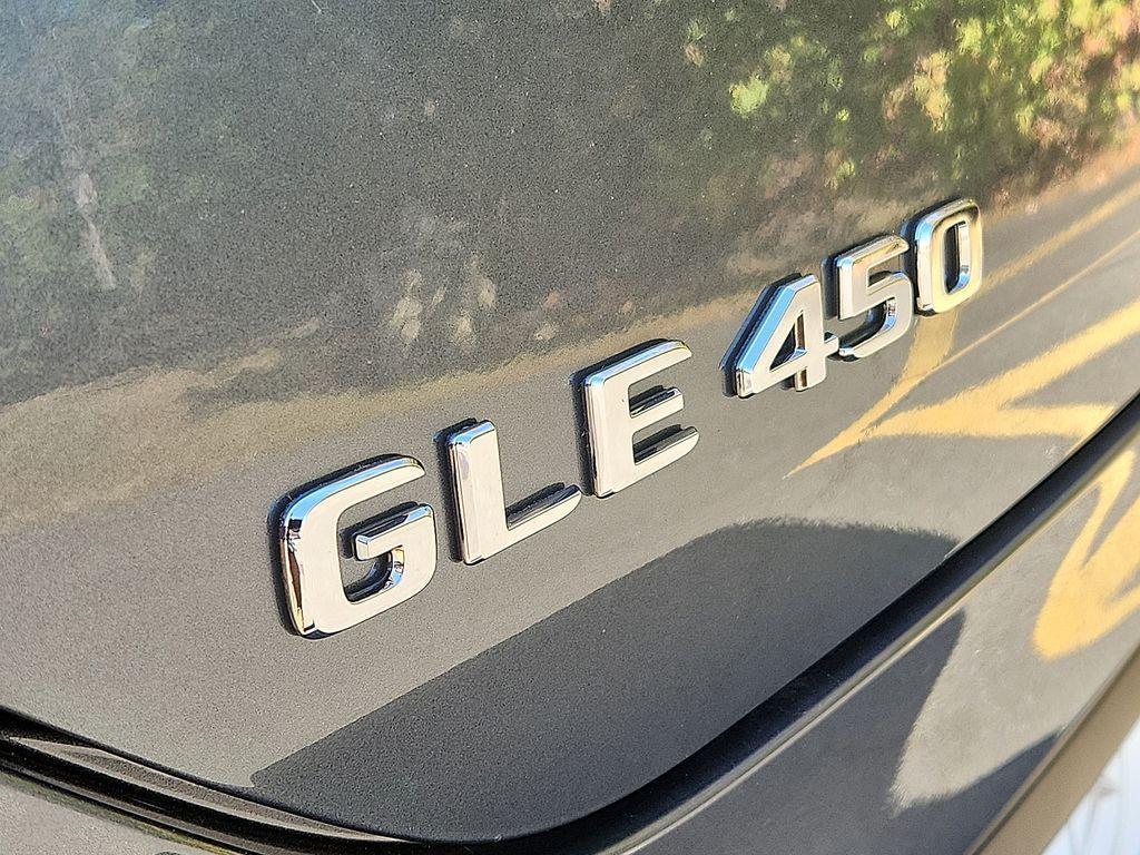 new 2026 Mercedes-Benz GLE 450 car, priced at $84,060