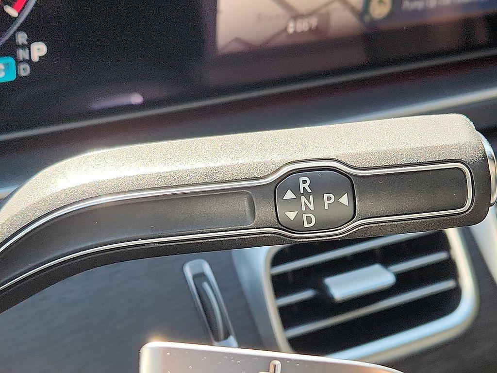 new 2026 Mercedes-Benz GLE 450 car, priced at $84,060