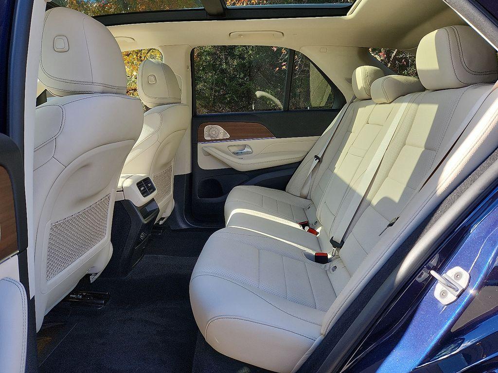 used 2022 Mercedes-Benz GLE 350 car, priced at $44,900