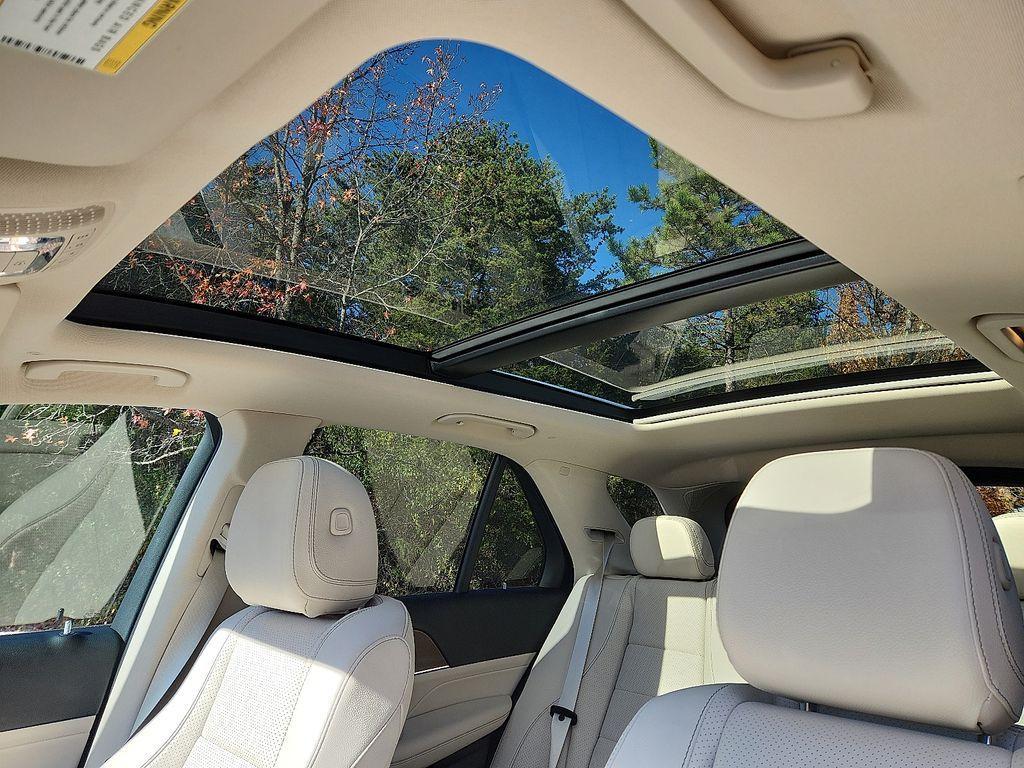 used 2022 Mercedes-Benz GLE 350 car, priced at $44,900