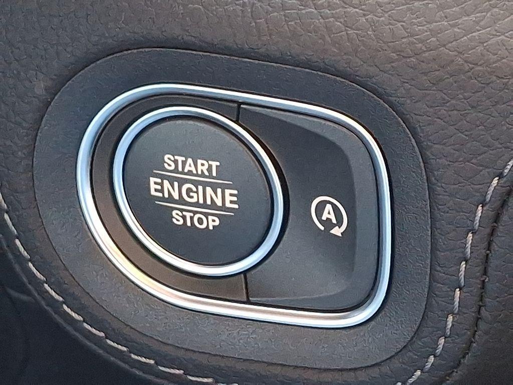 new 2025 Mercedes-Benz GLE 450 car, priced at $89,105