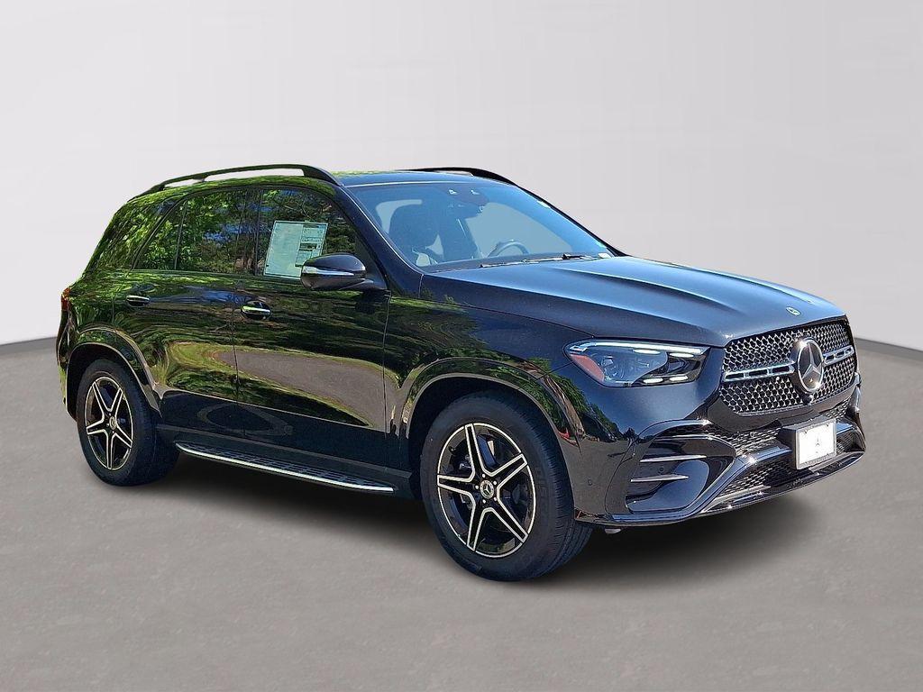new 2025 Mercedes-Benz GLE 450 car, priced at $89,105
