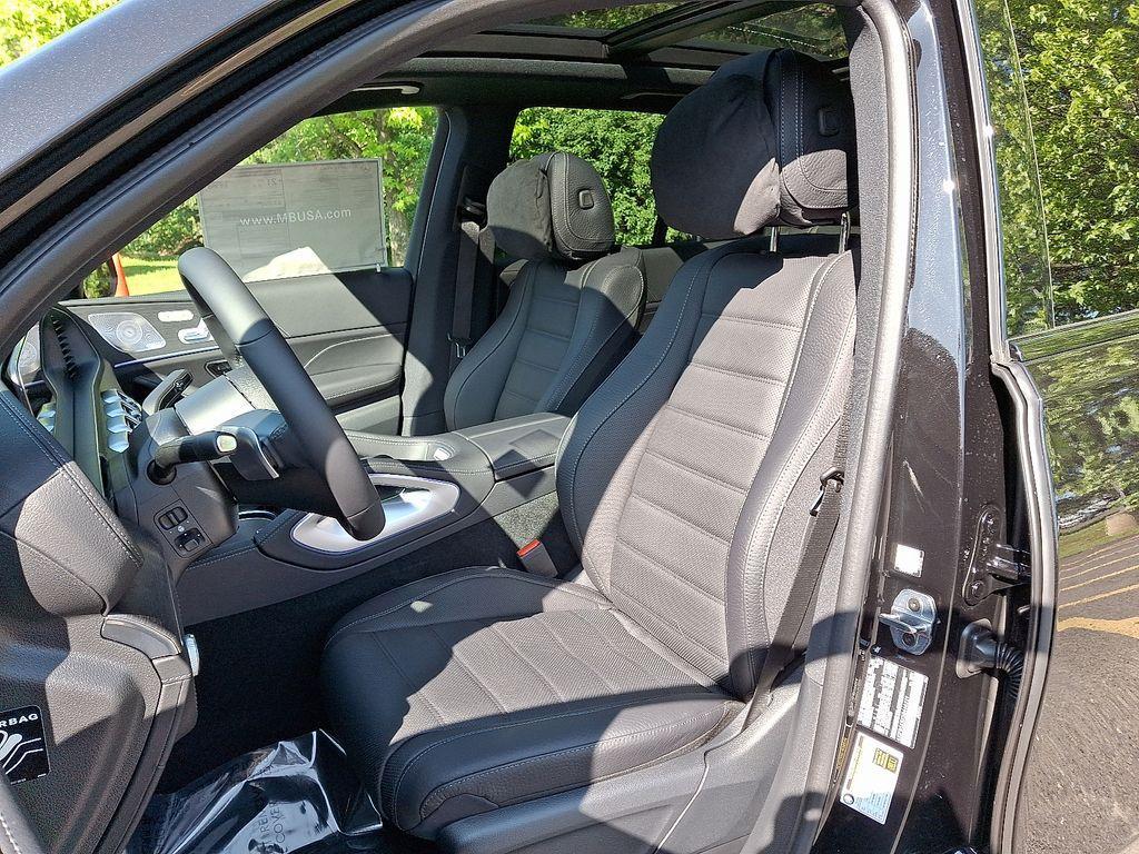 new 2025 Mercedes-Benz GLE 450 car, priced at $89,105
