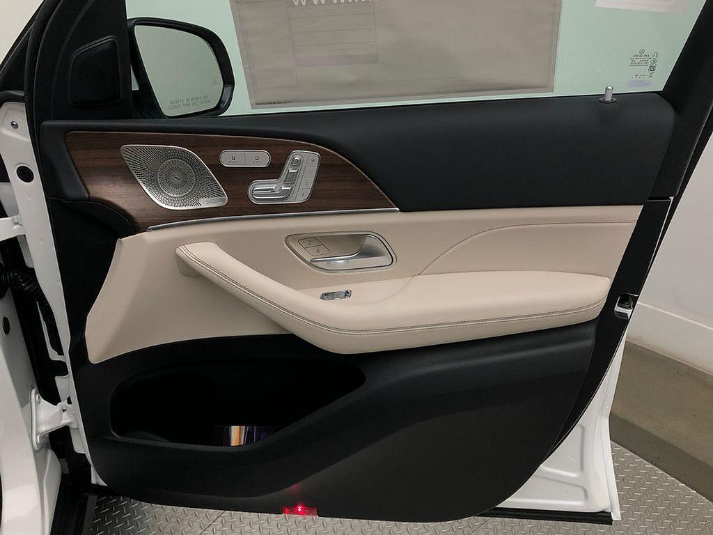 used 2024 Mercedes-Benz GLE 450 car, priced at $63,000