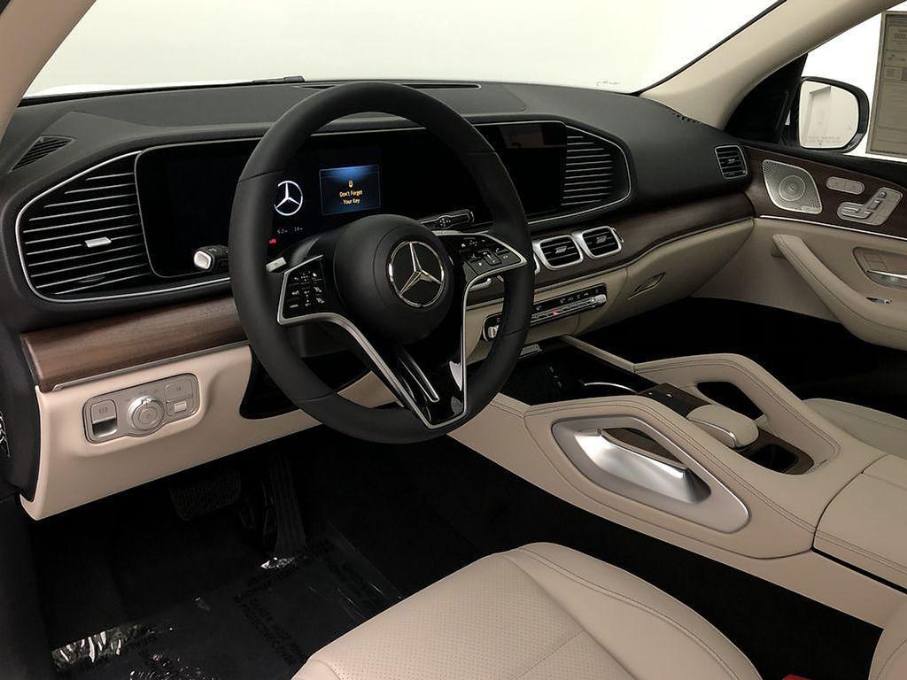 used 2024 Mercedes-Benz GLE 450 car, priced at $63,000
