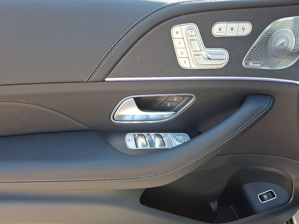 new 2026 Mercedes-Benz GLE 450 car, priced at $88,435