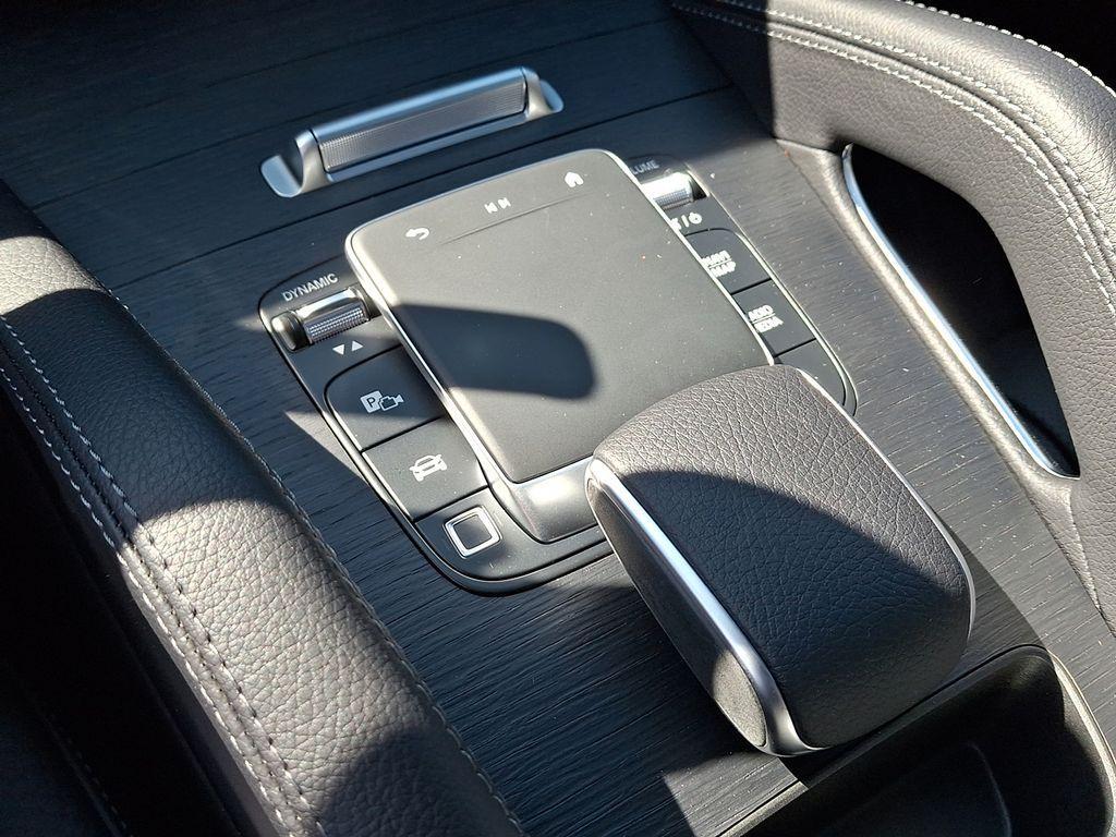 new 2026 Mercedes-Benz GLE 450 car, priced at $88,435