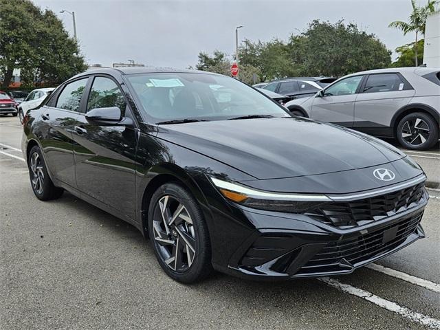 new 2025 Hyundai Elantra car, priced at $26,840