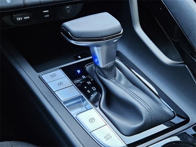 new 2025 Hyundai Elantra car, priced at $25,278