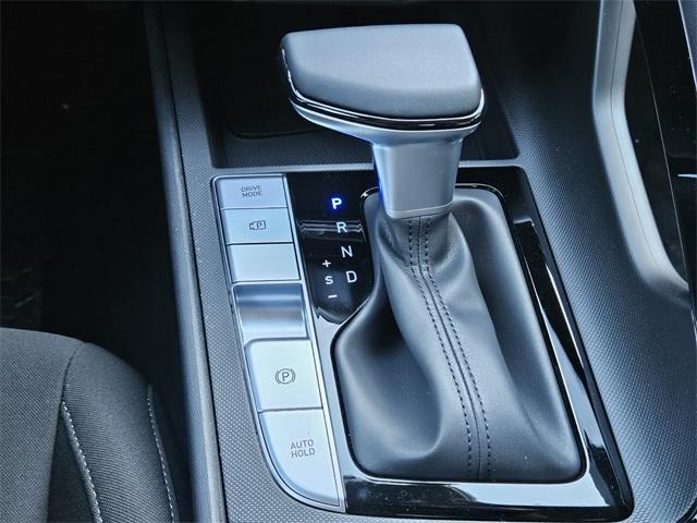 new 2025 Hyundai Elantra car, priced at $25,278
