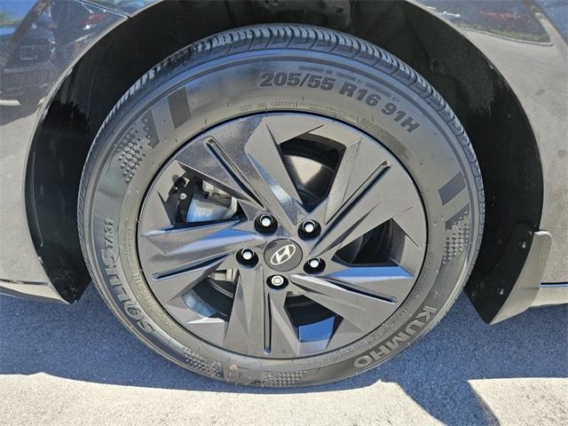 used 2023 Hyundai Elantra car, priced at $19,999