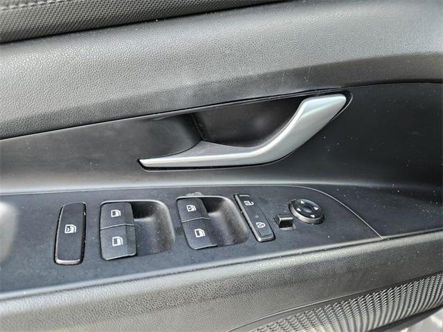 used 2022 Hyundai Elantra car, priced at $17,599