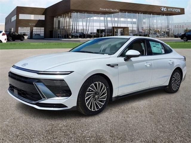 new 2025 Hyundai Sonata Hybrid car, priced at $30,284