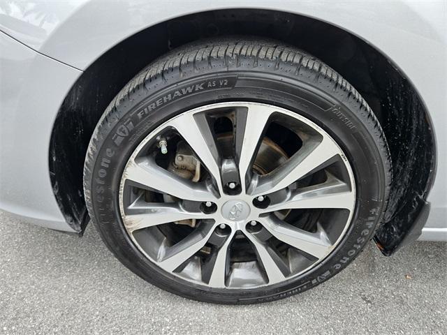 used 2020 Hyundai Elantra GT car, priced at $13,999