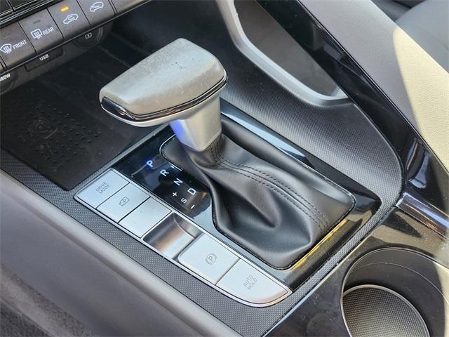 used 2023 Hyundai Elantra car, priced at $15,999
