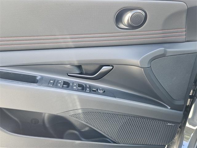 new 2025 Hyundai Elantra car, priced at $28,579
