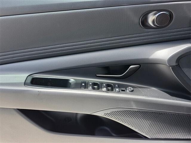 new 2025 Hyundai ELANTRA HEV car, priced at $26,935