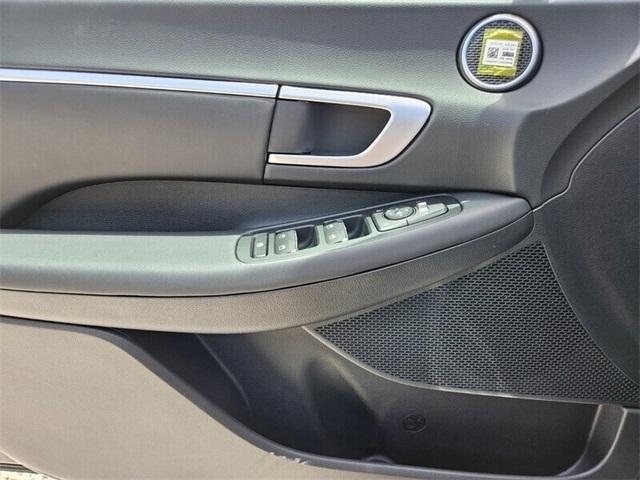 new 2025 Hyundai Sonata car, priced at $29,840