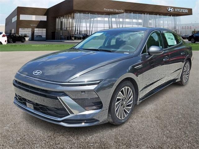 new 2025 Hyundai Sonata car, priced at $29,840