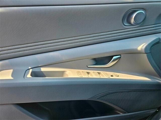 new 2026 Hyundai Elantra car