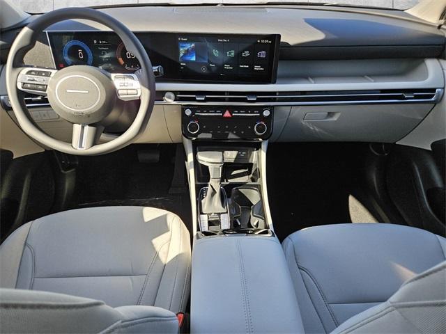 new 2025 Hyundai Tucson car, priced at $30,550