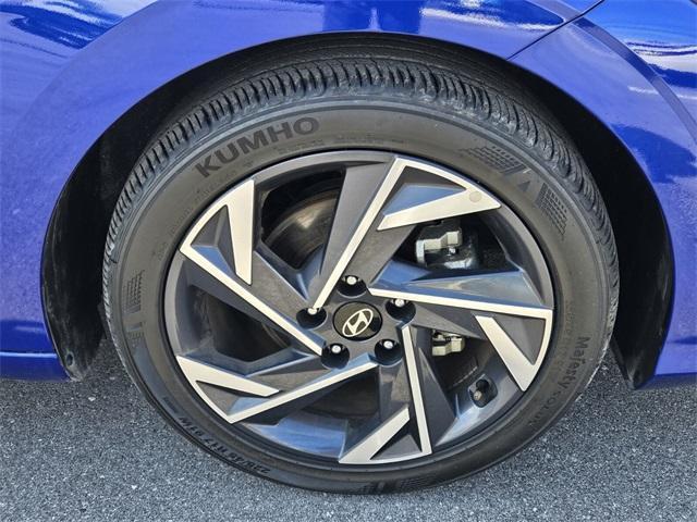 used 2025 Hyundai Elantra car, priced at $20,999