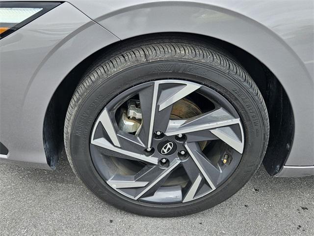 used 2025 Hyundai Elantra car, priced at $19,999