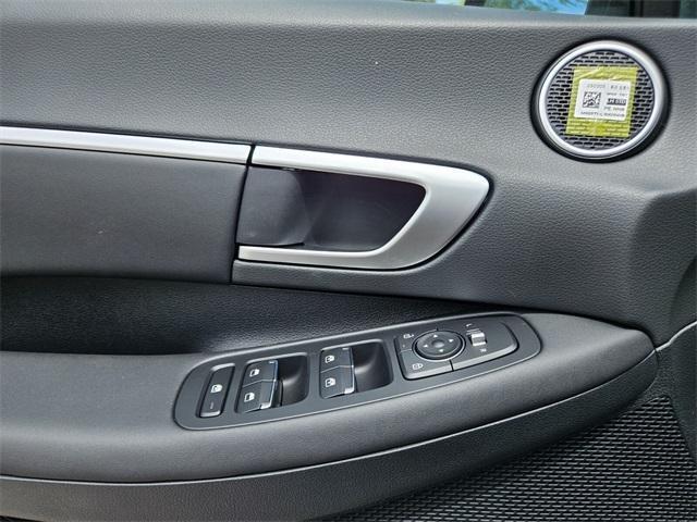 new 2025 Hyundai Sonata car, priced at $28,110