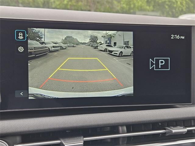 new 2025 Hyundai TUCSON Hybrid car, priced at $34,854