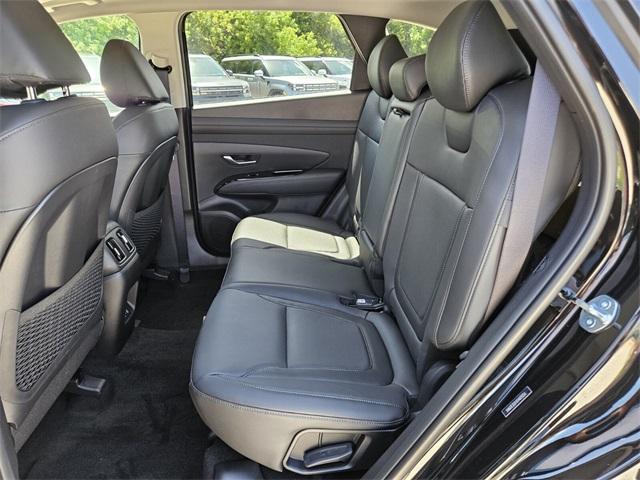 new 2026 Hyundai TUCSON Hybrid car, priced at $40,114