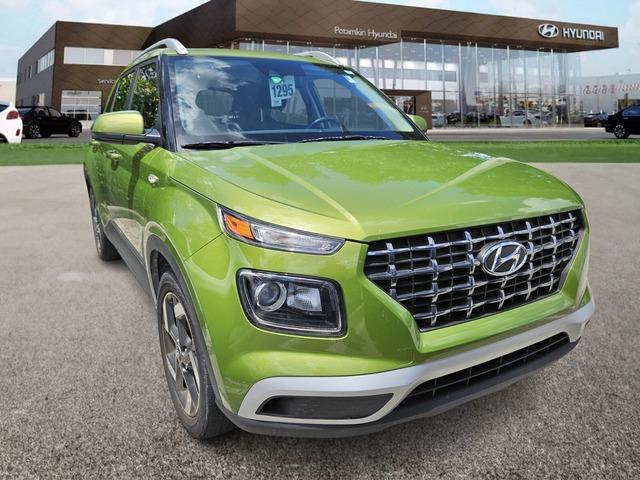 used 2022 Hyundai Venue car, priced at $15,999