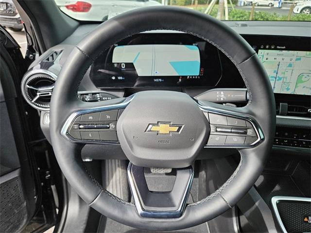 used 2025 Chevrolet Equinox car, priced at $23,999
