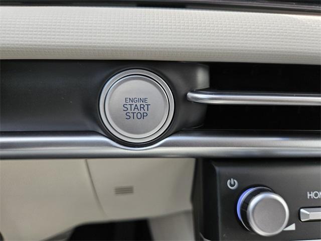 new 2025 Hyundai Tucson car, priced at $28,500