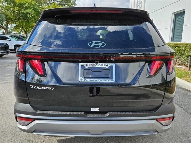 new 2025 Hyundai Tucson car, priced at $29,050