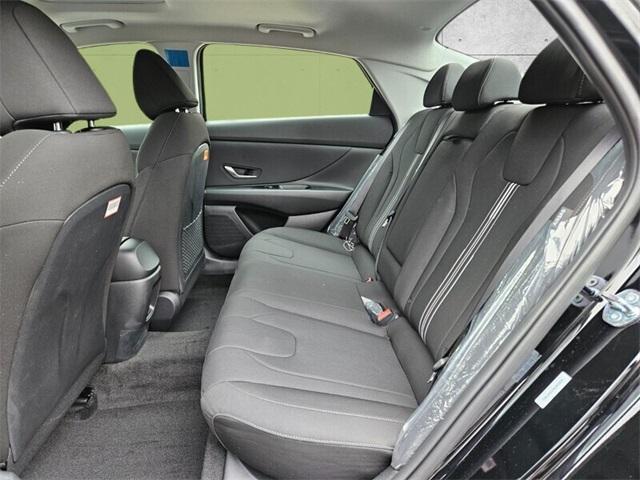 new 2025 Hyundai Elantra car, priced at $24,977
