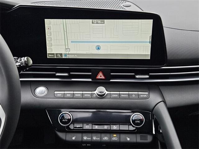 new 2025 Hyundai Elantra car, priced at $24,977