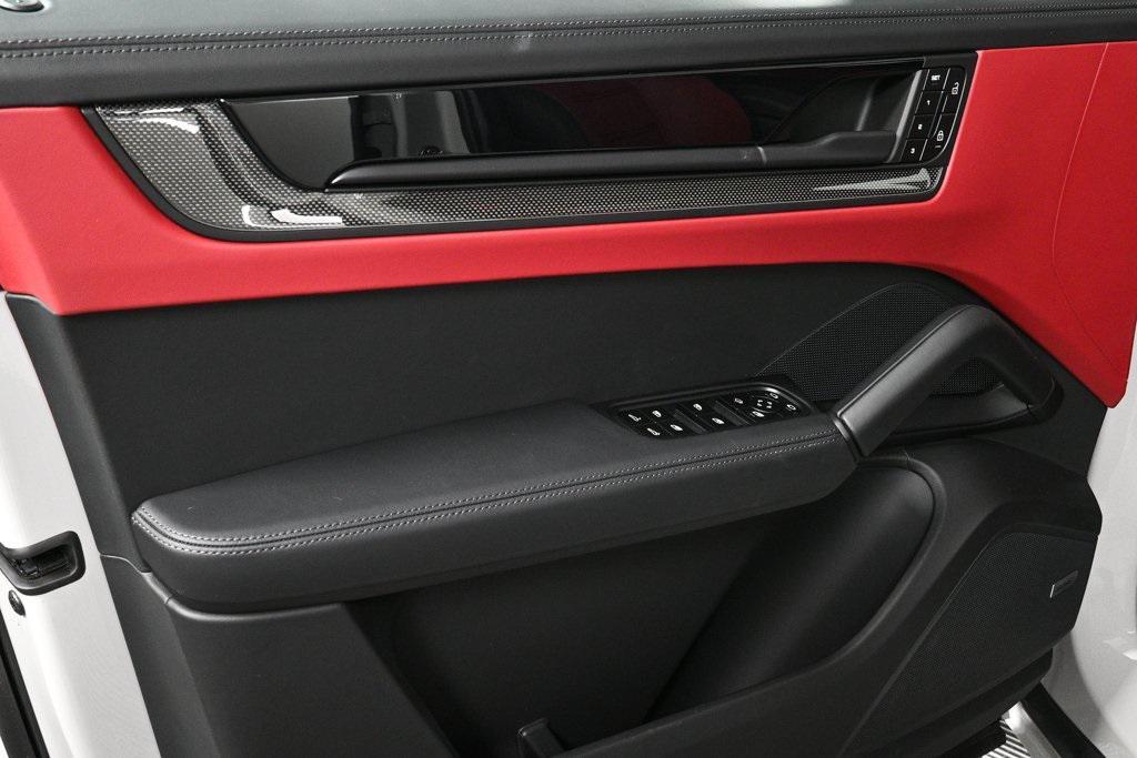 new 2025 Porsche Cayenne car, priced at $151,685