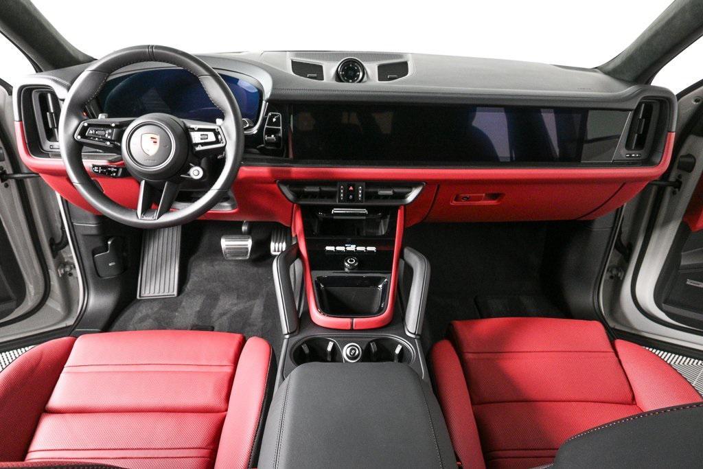 new 2025 Porsche Cayenne car, priced at $151,685