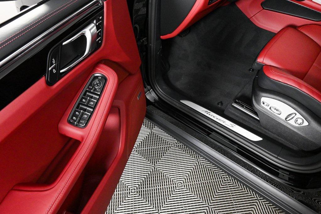 new 2025 Porsche Macan car, priced at $93,705