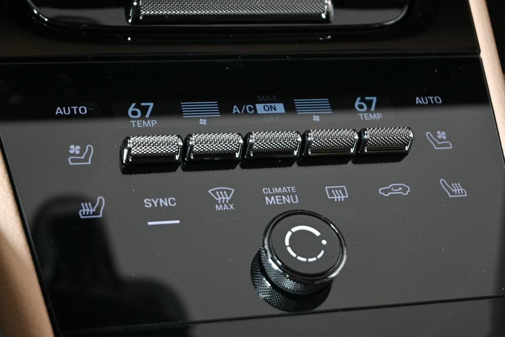 used 2025 Porsche Cayenne car, priced at $97,307
