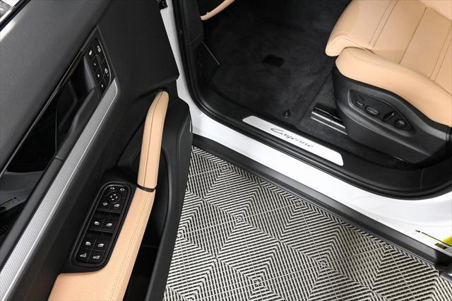 new 2025 Porsche Cayenne car, priced at $111,685