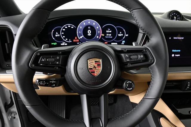 new 2025 Porsche Cayenne car, priced at $111,685