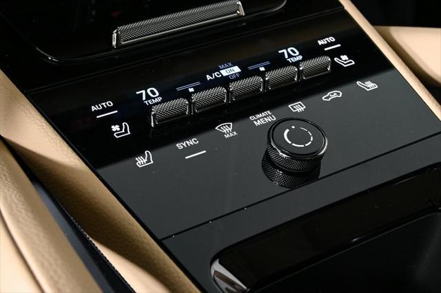 new 2025 Porsche Cayenne car, priced at $111,685