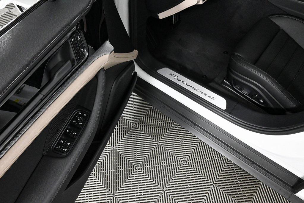 new 2025 Porsche Panamera car, priced at $131,735