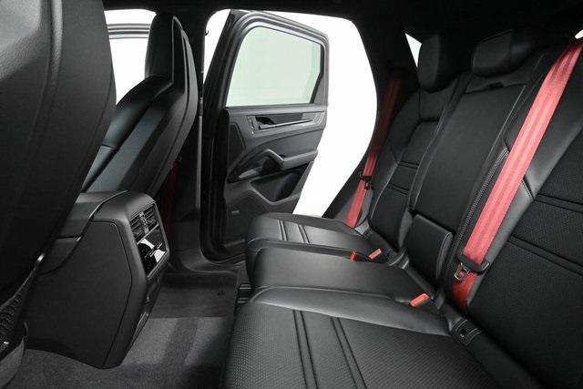 new 2025 Porsche Cayenne car, priced at $158,655