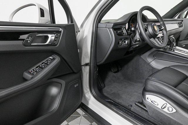 used 2025 Porsche Macan car