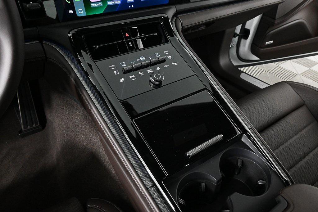 new 2026 Porsche Panamera car, priced at $133,590
