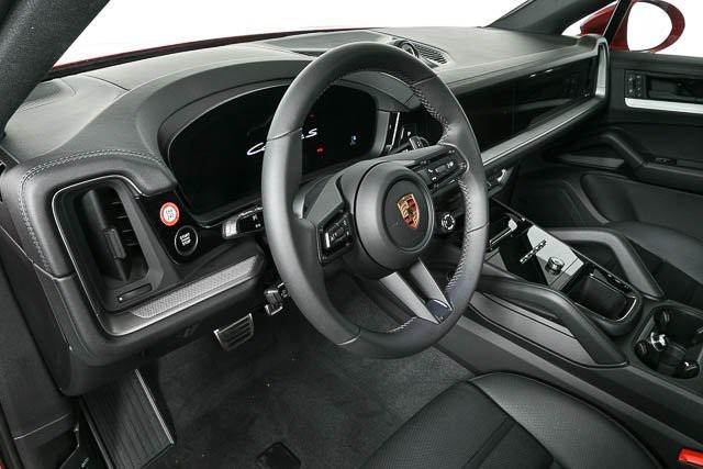 new 2025 Porsche Cayenne car, priced at $128,395