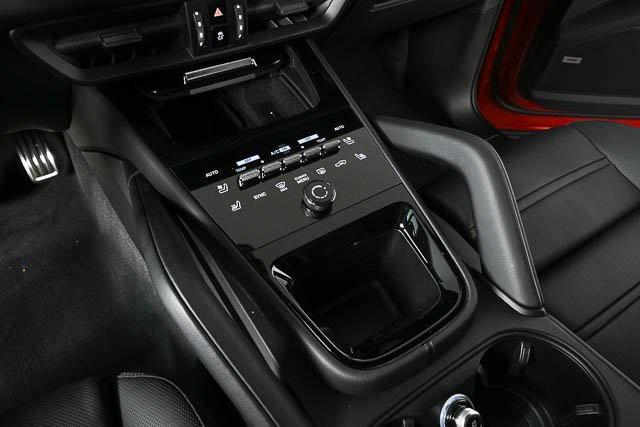 new 2025 Porsche Cayenne car, priced at $128,395