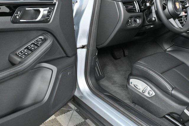 new 2025 Porsche Macan car, priced at $75,555